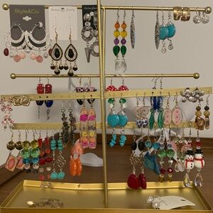 Earring bundle available
Buy bulk and sell in festivals
